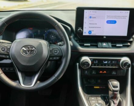 Білий Тойота РАВ 4, об'ємом двигуна 2.5 л та пробігом 19 тис. км за 28000 $, фото 6 на Automoto.ua