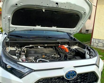 Білий Тойота РАВ 4, об'ємом двигуна 2.5 л та пробігом 37 тис. км за 21100 $, фото 4 на Automoto.ua