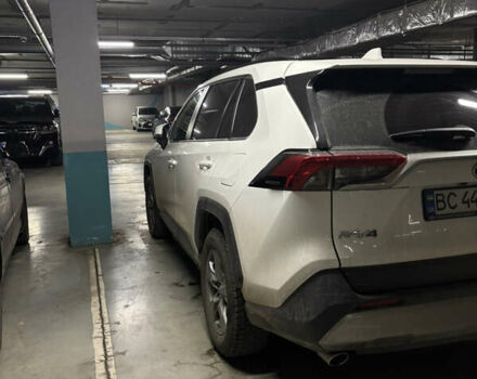 Белый Тойота РАВ 4, объемом двигателя 2.49 л и пробегом 17 тыс. км за 42500 $, фото 5 на Automoto.ua