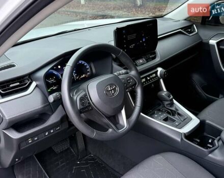 Белый Тойота РАВ 4, объемом двигателя 2.49 л и пробегом 75 тыс. км за 36500 $, фото 27 на Automoto.ua