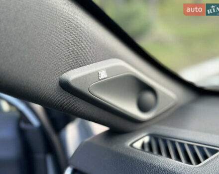 Білий Тойота РАВ 4, об'ємом двигуна 2.49 л та пробігом 36 тис. км за 43750 $, фото 29 на Automoto.ua