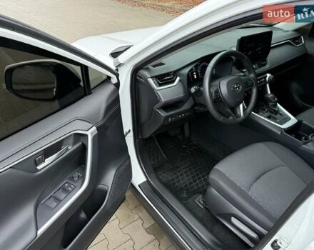 Белый Тойота РАВ 4, объемом двигателя 2.49 л и пробегом 75 тыс. км за 36500 $, фото 25 на Automoto.ua