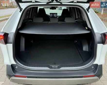 Білий Тойота РАВ 4, об'ємом двигуна 2.49 л та пробігом 75 тис. км за 37900 $, фото 46 на Automoto.ua