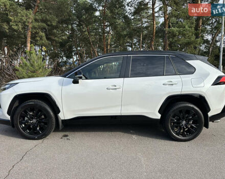 Білий Тойота РАВ 4, об'ємом двигуна 2.49 л та пробігом 36 тис. км за 43750 $, фото 6 на Automoto.ua