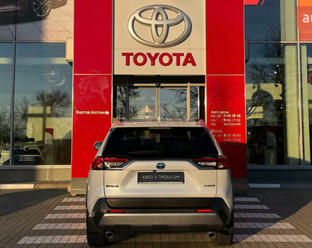 Белый Тойота РАВ 4, объемом двигателя 2.49 л и пробегом 13 тыс. км за 45243 $, фото 3 на Automoto.ua