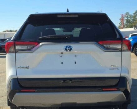 Белый Тойота РАВ 4, объемом двигателя 2.5 л и пробегом 30 тыс. км за 34000 $, фото 5 на Automoto.ua