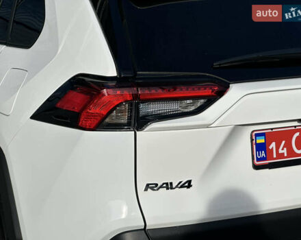 Білий Тойота РАВ 4, об'ємом двигуна 2.5 л та пробігом 27 тис. км за 34000 $, фото 41 на Automoto.ua
