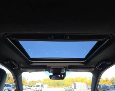 Белый Тойота РАВ 4, объемом двигателя 2.5 л и пробегом 30 тыс. км за 34000 $, фото 16 на Automoto.ua