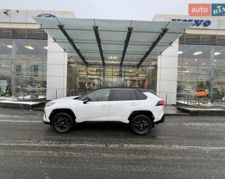 Белый Тойота РАВ 4, объемом двигателя 2.49 л и пробегом 41 тыс. км за 48444 $, фото 3 на Automoto.ua