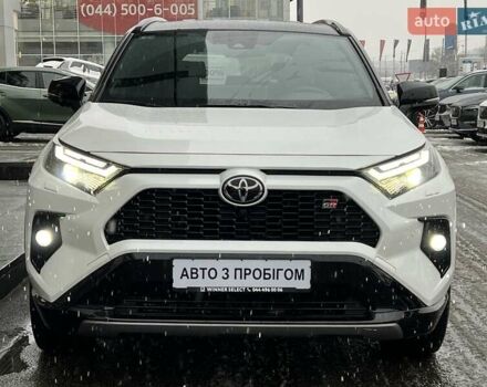 Белый Тойота РАВ 4, объемом двигателя 2.49 л и пробегом 41 тыс. км за 48444 $, фото 1 на Automoto.ua