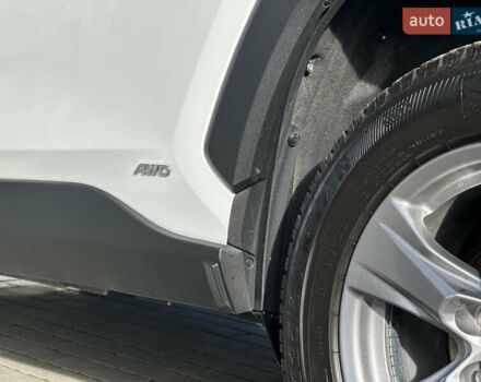 Білий Тойота РАВ 4, об'ємом двигуна 2.5 л та пробігом 27 тис. км за 34000 $, фото 48 на Automoto.ua