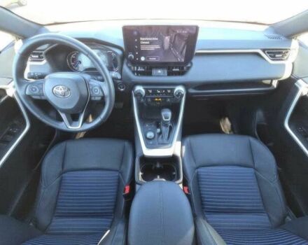 Белый Тойота РАВ 4, объемом двигателя 2.5 л и пробегом 30 тыс. км за 34000 $, фото 10 на Automoto.ua