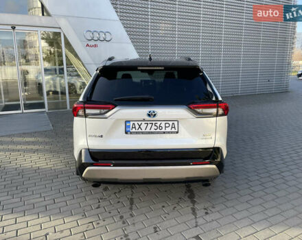 Белый Тойота РАВ 4, объемом двигателя 2.49 л и пробегом 32 тыс. км за 44900 $, фото 7 на Automoto.ua