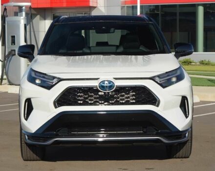 Білий Тойота РАВ 4, об'ємом двигуна 2.5 л та пробігом 16 тис. км за 15000 $, фото 1 на Automoto.ua