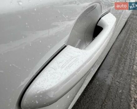 Белый Тойота РАВ 4, объемом двигателя 2.49 л и пробегом 41 тыс. км за 48444 $, фото 12 на Automoto.ua