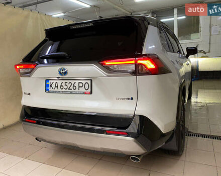 Белый Тойота РАВ 4, объемом двигателя 2.49 л и пробегом 13 тыс. км за 43700 $, фото 3 на Automoto.ua