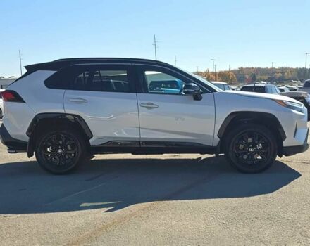 Белый Тойота РАВ 4, объемом двигателя 0 л и пробегом 11 тыс. км за 18000 $, фото 7 на Automoto.ua