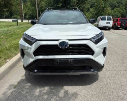 Білий Тойота РАВ 4, об'ємом двигуна 2.5 л та пробігом 7 тис. км за 28900 $, фото 1 на Automoto.ua