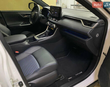 Белый Тойота РАВ 4, объемом двигателя 2.49 л и пробегом 13 тыс. км за 43700 $, фото 19 на Automoto.ua