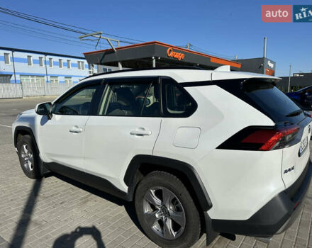 Белый Тойота РАВ 4, объемом двигателя 2.49 л и пробегом 66 тыс. км за 35000 $, фото 4 на Automoto.ua