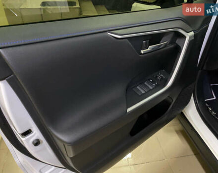 Белый Тойота РАВ 4, объемом двигателя 2.49 л и пробегом 13 тыс. км за 43700 $, фото 12 на Automoto.ua