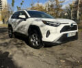 Белый Тойота РАВ 4, объемом двигателя 2.49 л и пробегом 27 тыс. км за 37100 $, фото 1 на Automoto.ua