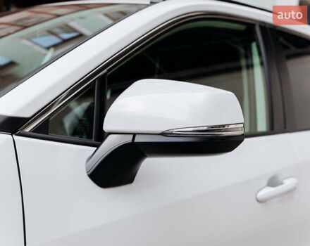 Белый Тойота РАВ 4, объемом двигателя 2.49 л и пробегом 10 тыс. км за 42900 $, фото 11 на Automoto.ua