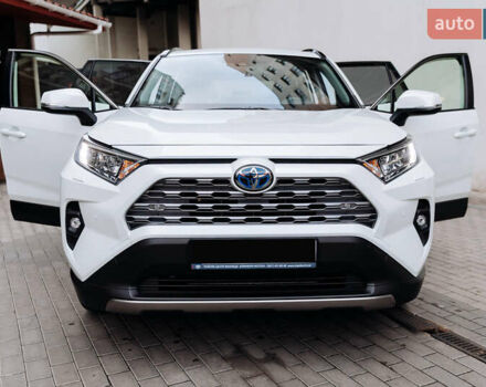 Белый Тойота РАВ 4, объемом двигателя 2.49 л и пробегом 10 тыс. км за 42900 $, фото 24 на Automoto.ua