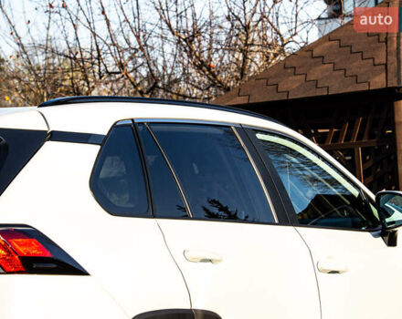 Белый Тойота РАВ 4, объемом двигателя 2.49 л и пробегом 3 тыс. км за 42000 $, фото 14 на Automoto.ua