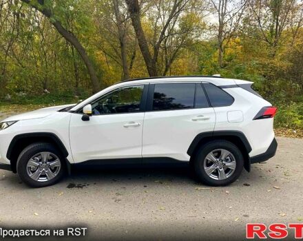 Білий Тойота РАВ 4, об'ємом двигуна 2.5 л та пробігом 1000 тис. км за 42000 $, фото 8 на Automoto.ua