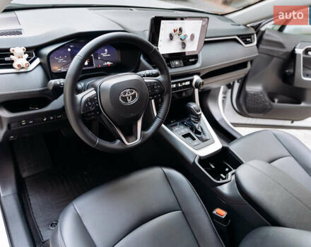 Белый Тойота РАВ 4, объемом двигателя 2.49 л и пробегом 10 тыс. км за 42900 $, фото 33 на Automoto.ua