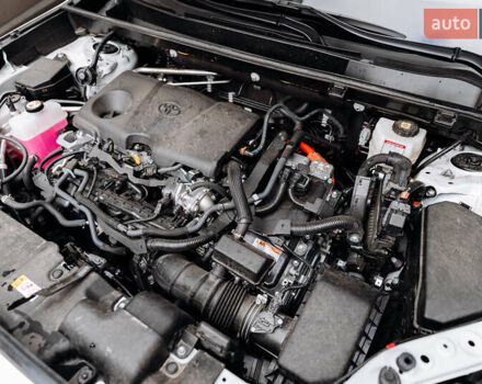 Белый Тойота РАВ 4, объемом двигателя 2.49 л и пробегом 10 тыс. км за 42900 $, фото 48 на Automoto.ua