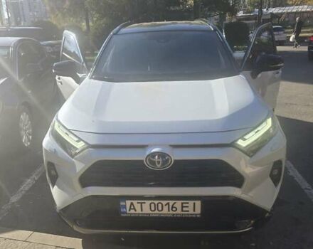 Белый Тойота РАВ 4, объемом двигателя 2.49 л и пробегом 14 тыс. км за 47000 $, фото 2 на Automoto.ua