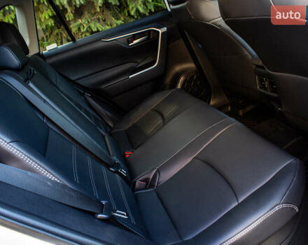 Белый Тойота РАВ 4, объемом двигателя 2.49 л и пробегом 3 тыс. км за 42000 $, фото 40 на Automoto.ua