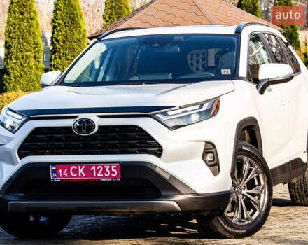 Белый Тойота РАВ 4, объемом двигателя 2.49 л и пробегом 3 тыс. км за 42000 $, фото 4 на Automoto.ua