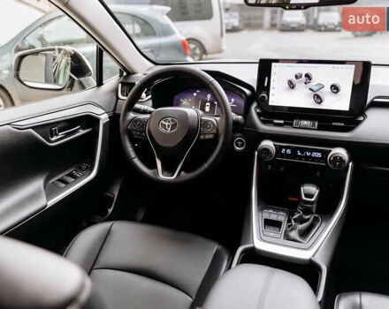 Белый Тойота РАВ 4, объемом двигателя 2.49 л и пробегом 10 тыс. км за 42900 $, фото 41 на Automoto.ua