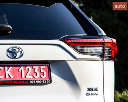 Белый Тойота РАВ 4, объемом двигателя 2.49 л и пробегом 3 тыс. км за 42000 $, фото 10 на Automoto.ua
