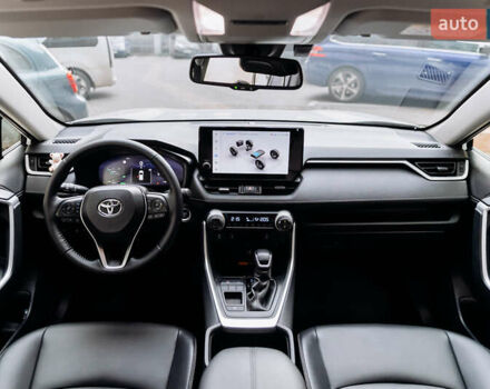 Белый Тойота РАВ 4, объемом двигателя 2.49 л и пробегом 10 тыс. км за 42900 $, фото 42 на Automoto.ua