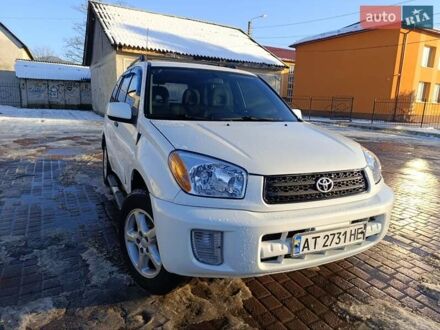 Тойота РАВ 4 2003 в Яремче на Automoto.ua Белый Тойота РАВ 4, объемом двигателя 2 л и пробегом 166 тыс. км за 8000 $, фото 1 на Automoto.ua