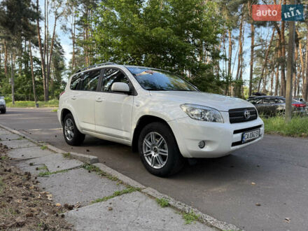 Тойота РАВ 4 2007 в Киеве на Automoto.ua Белый Тойота РАВ 4, объемом двигателя 2.4 л и пробегом 148 тыс. км за 9600 $, фото 1 на Automoto.ua