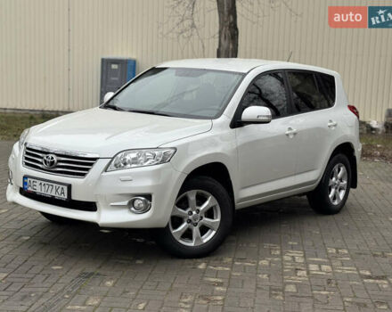 Белый Тойота РАВ 4, объемом двигателя 1.99 л и пробегом 186 тыс. км за 11999 $, фото 1 на Automoto.ua