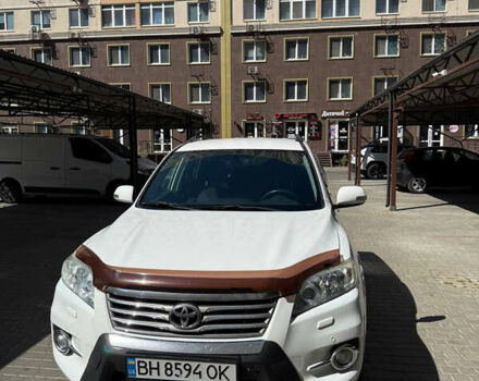 Белый Тойота РАВ 4, объемом двигателя 1.99 л и пробегом 186 тыс. км за 12800 $, фото 1 на Automoto.ua