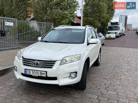 Білий Тойота РАВ 4, об'ємом двигуна 2.23 л та пробігом 225 тис. км за 11900 $, фото 1 на Automoto.ua