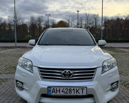 Белый Тойота РАВ 4, объемом двигателя 1.99 л и пробегом 225 тыс. км за 13200 $, фото 1 на Automoto.ua