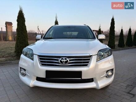Белый Тойота РАВ 4, объемом двигателя 2.23 л и пробегом 234 тыс. км за 12450 $, фото 1 на Automoto.ua