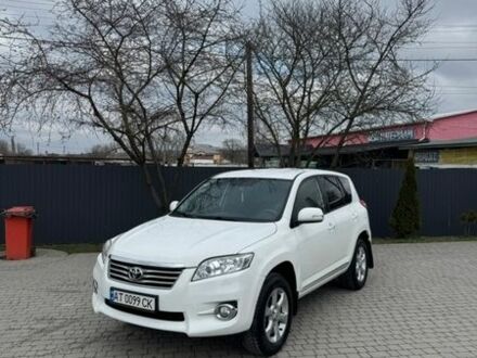 Білий Тойота РАВ 4, об'ємом двигуна 2.23 л та пробігом 345 тис. км за 11500 $, фото 1 на Automoto.ua