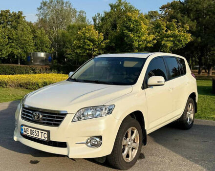 Білий Тойота РАВ 4, об'ємом двигуна 2 л та пробігом 99 тис. км за 17300 $, фото 1 на Automoto.ua