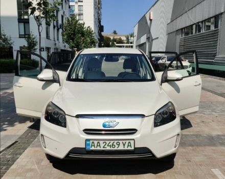 Белый Тойота РАВ 4, объемом двигателя 0 л и пробегом 190 тыс. км за 7000 $, фото 1 на Automoto.ua