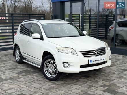 Білий Тойота РАВ 4, об'ємом двигуна 2 л та пробігом 297 тис. км за 14900 $, фото 1 на Automoto.ua