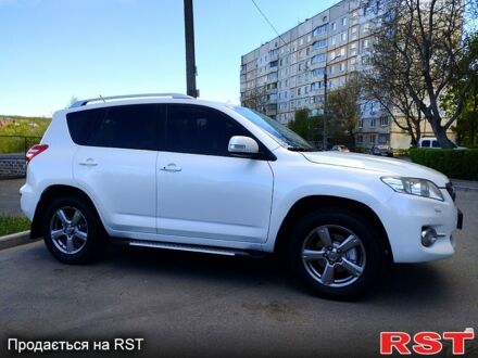 Тойота РАВ 4 2012 у Харкові на Automoto.ua Білий Тойота РАВ 4, об'ємом двигуна 20 л та пробігом 92 тис. км за 15000 $, фото 1 на Automoto.ua